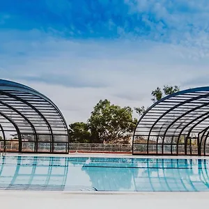 https://azureva-roquebrune-cap-martin.fr-provencehotel.com