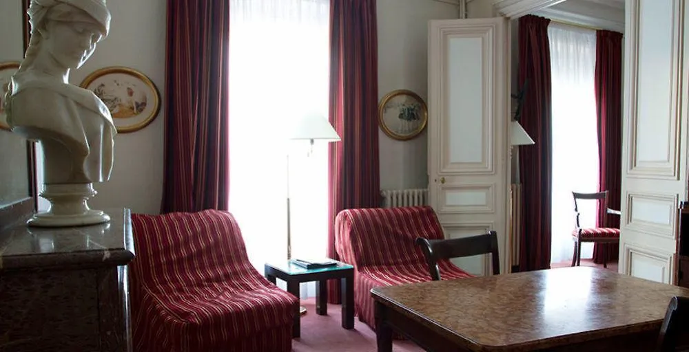 Hotel Langlois Paris 3*,
