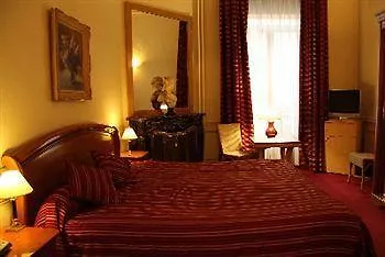 Hotel Langlois Paris Fransa