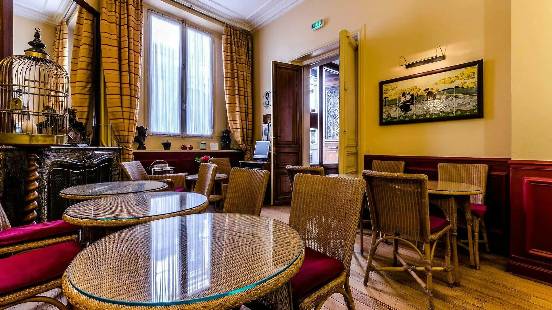 Hotel Langlois Париж